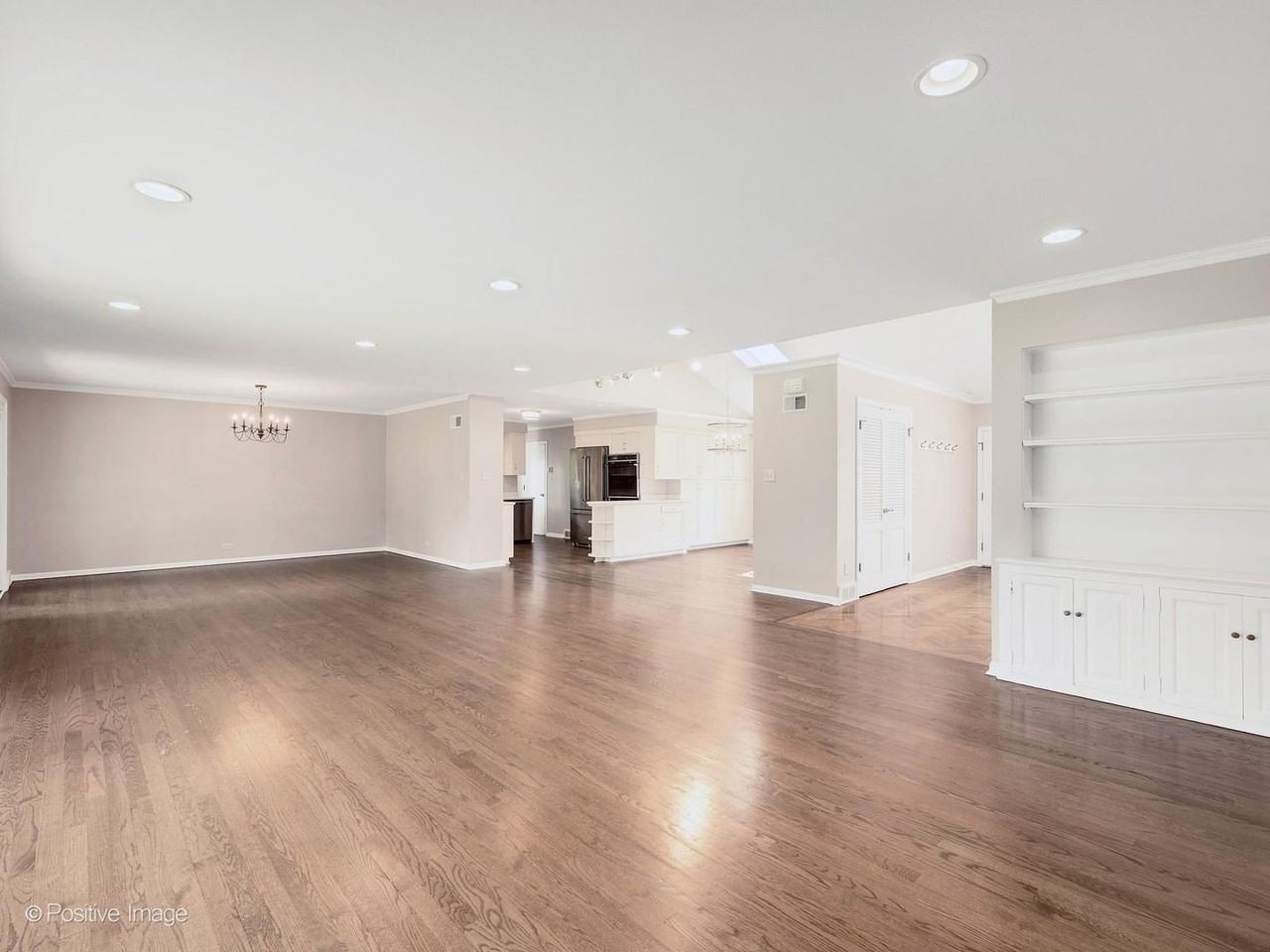 521 Pamela Cir - Photo 4 of 30