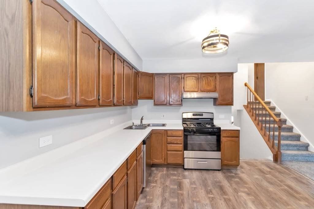 708 Michigan Ave - Photo 4 of 24