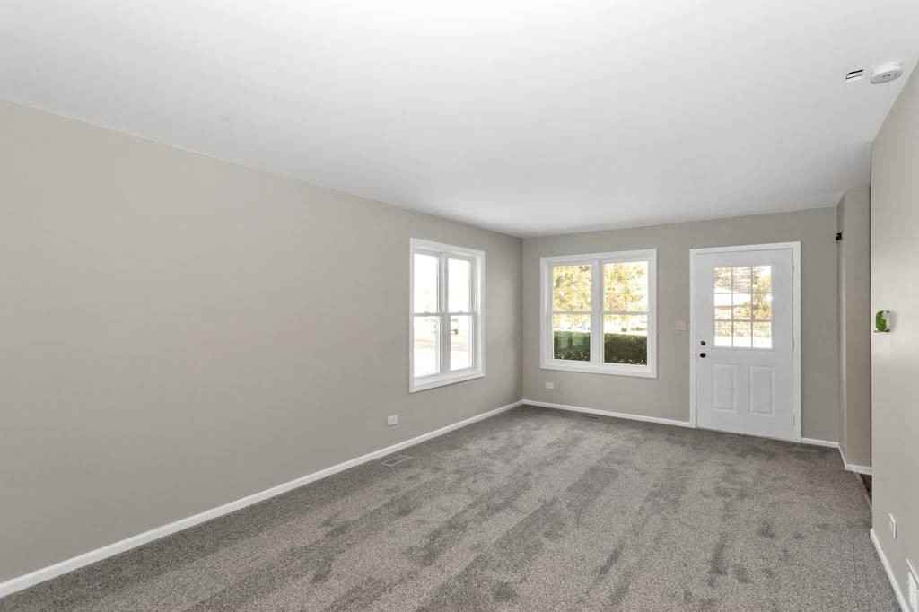 708 Michigan Ave - Photo 7 of 24