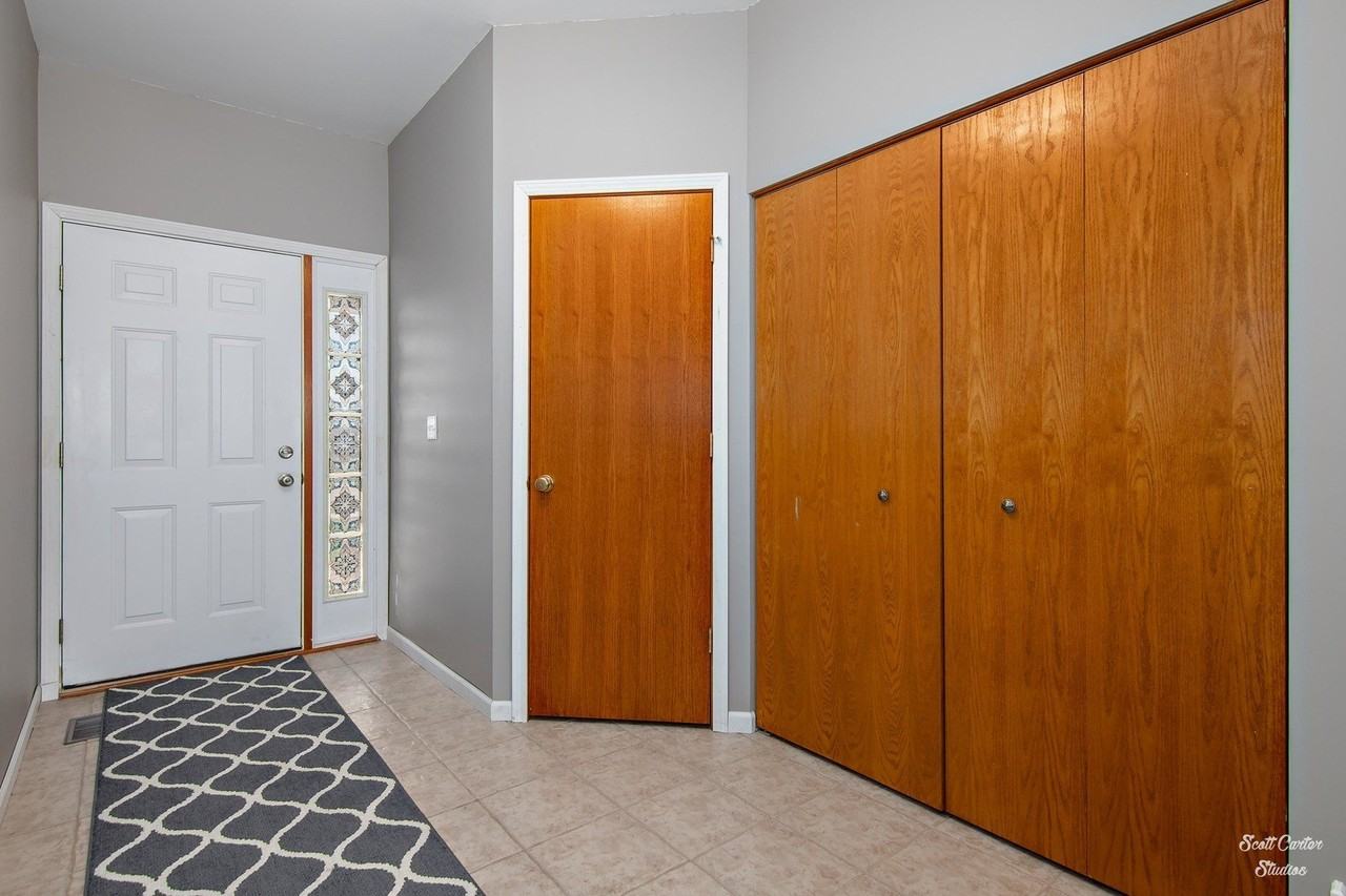 5521 Wildspring Dr #5521 - Photo 3 of 24