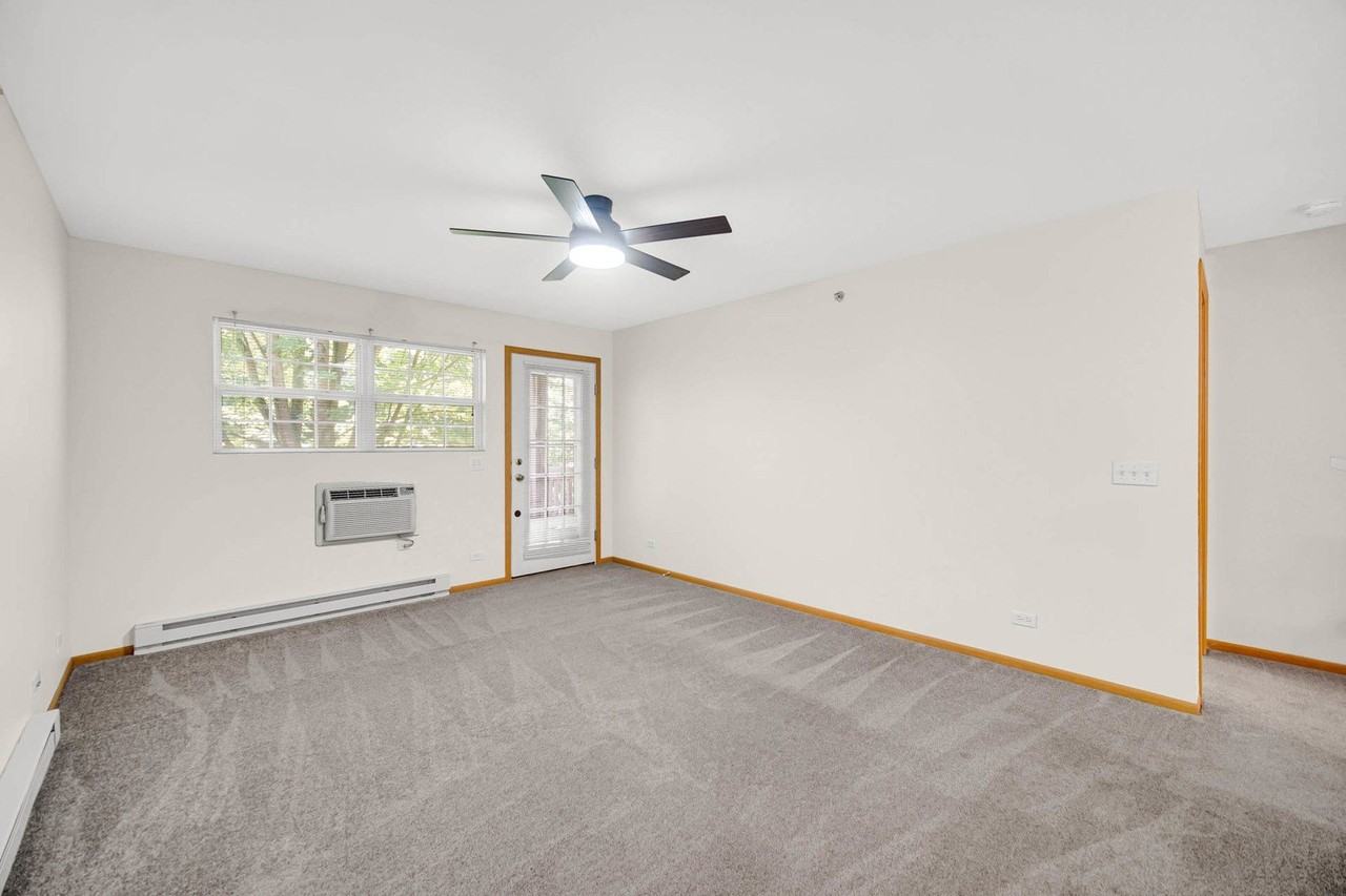 300 Cunat Blvd #2C - Photo 4 of 21