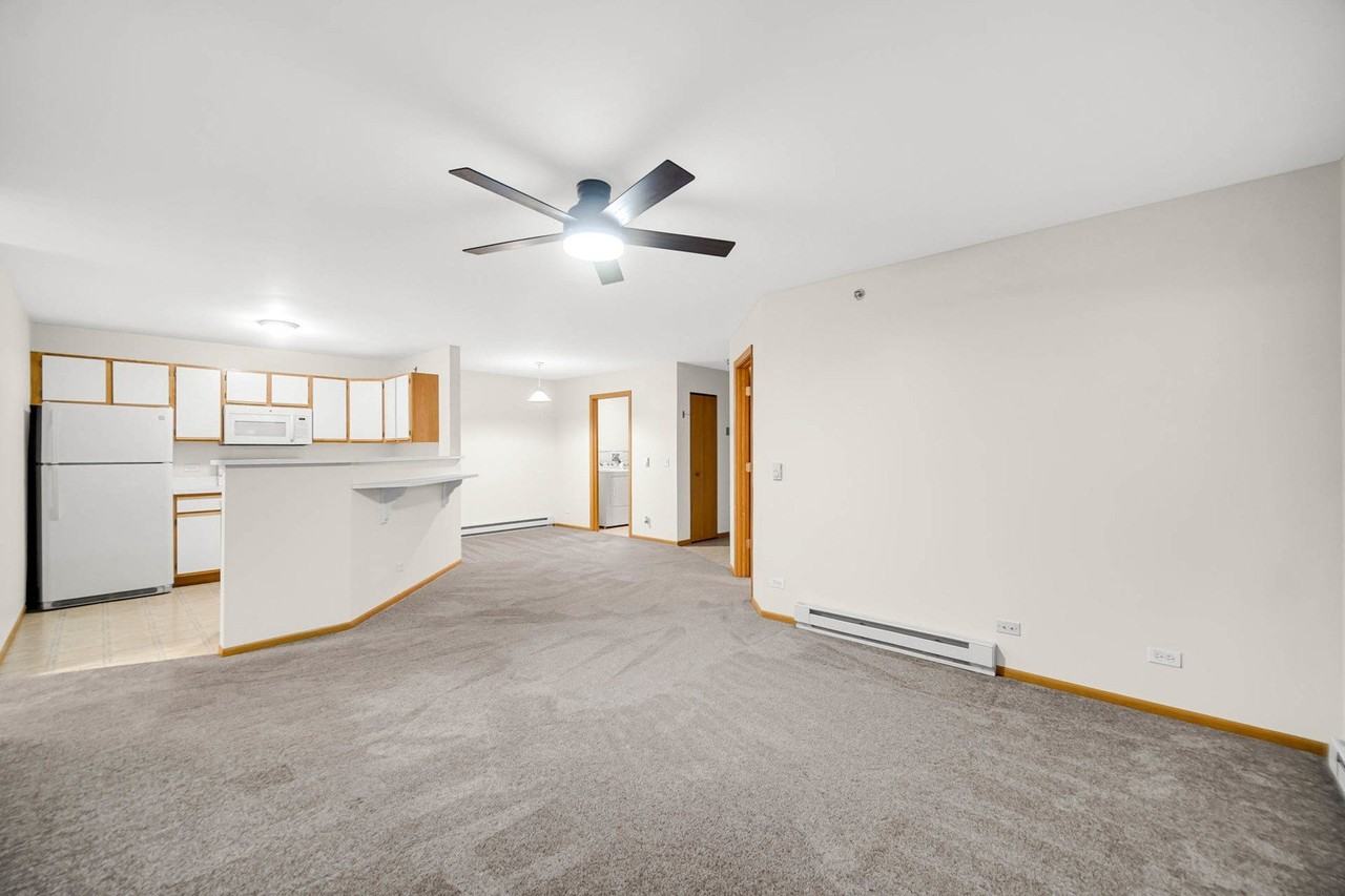 300 Cunat Blvd #2C - Photo 6 of 21