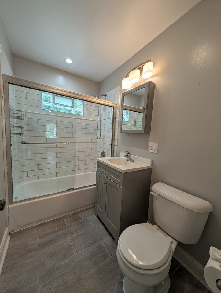 4334 Washington St - Photo 6 of 8