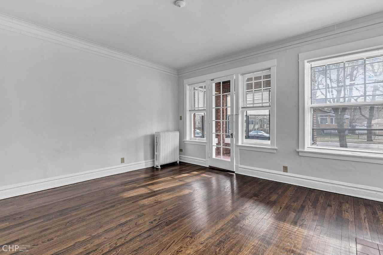 1942 W Farwell Ave #1W - Photo 4 of 16