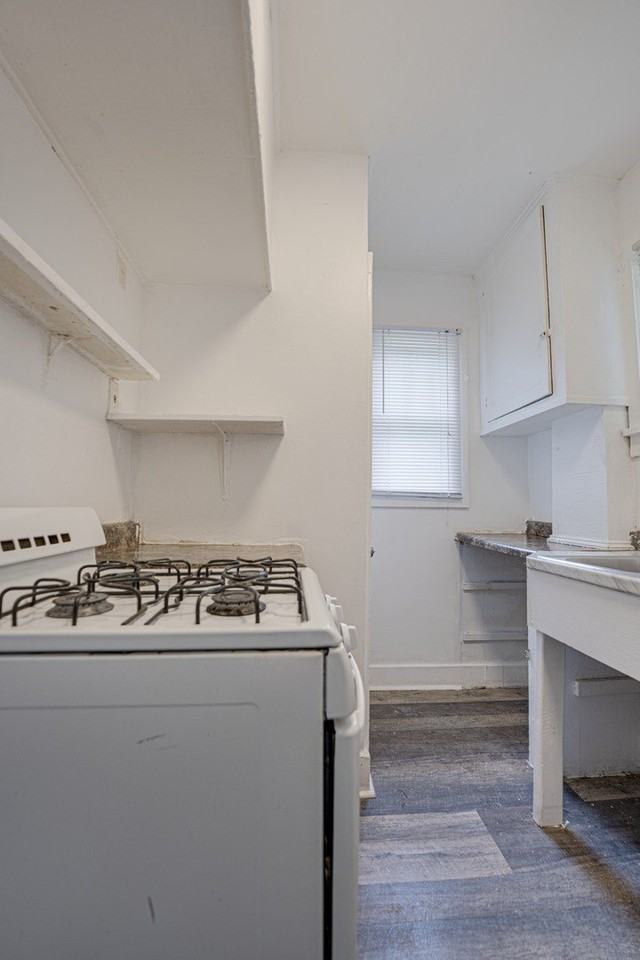 426 N Lake St #3 - Photo 2 of 12