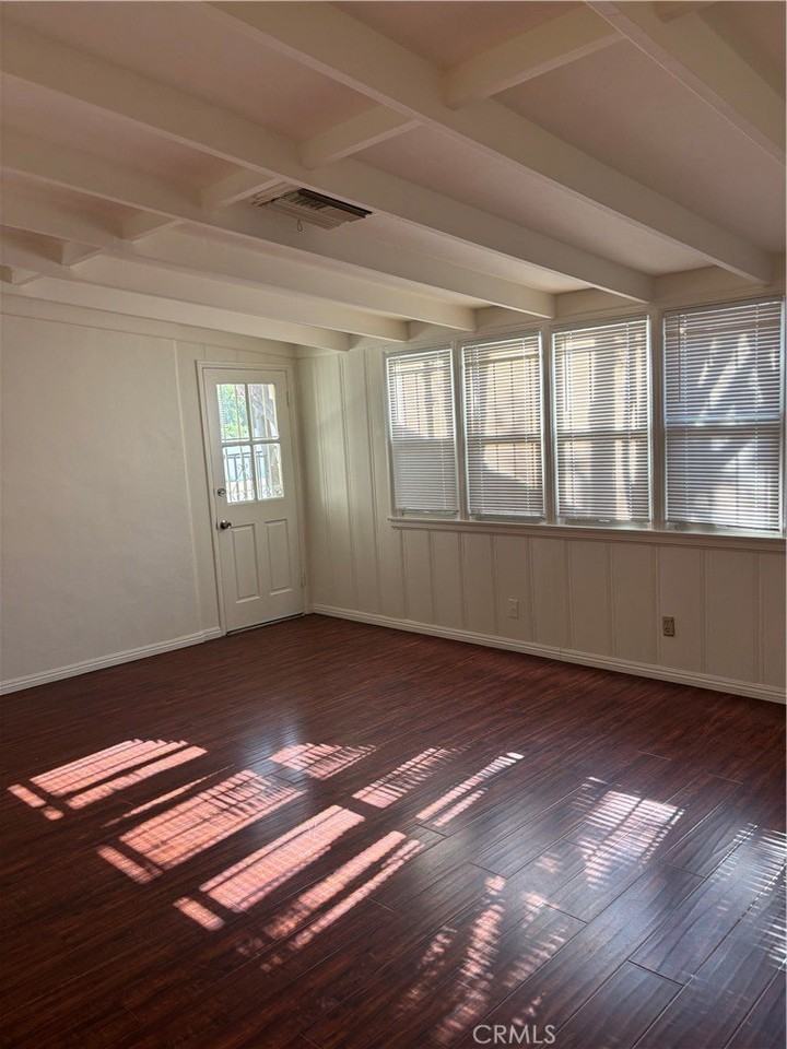 3097 N G St - Photo 6 of 8