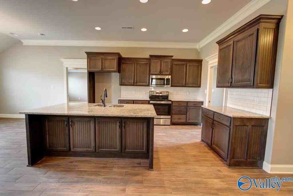 22947 Pin Oak Dr - Photo 6 of 31