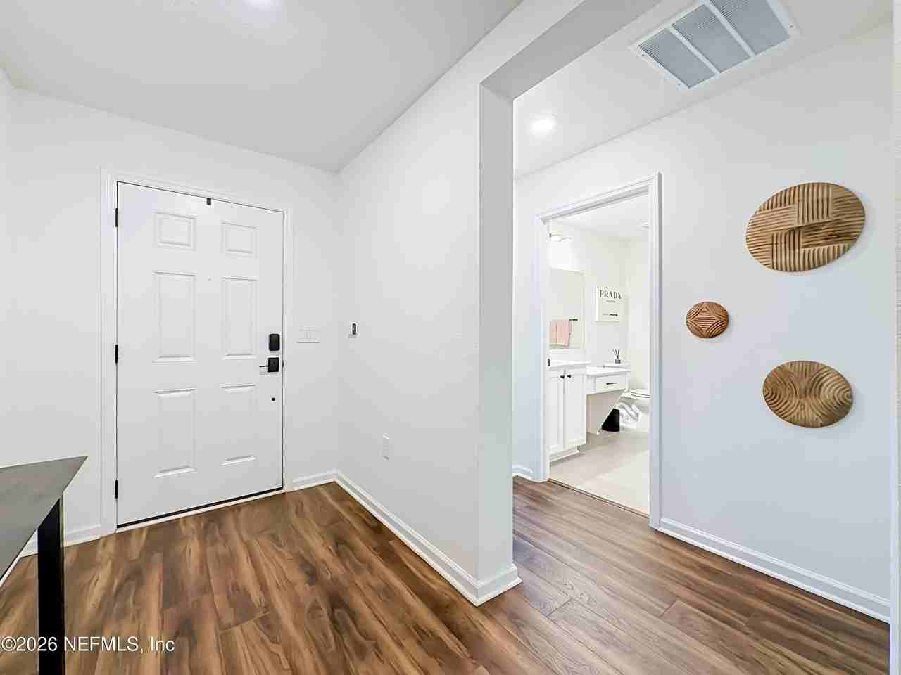 826 Flach Dr - Photo 5 of 30