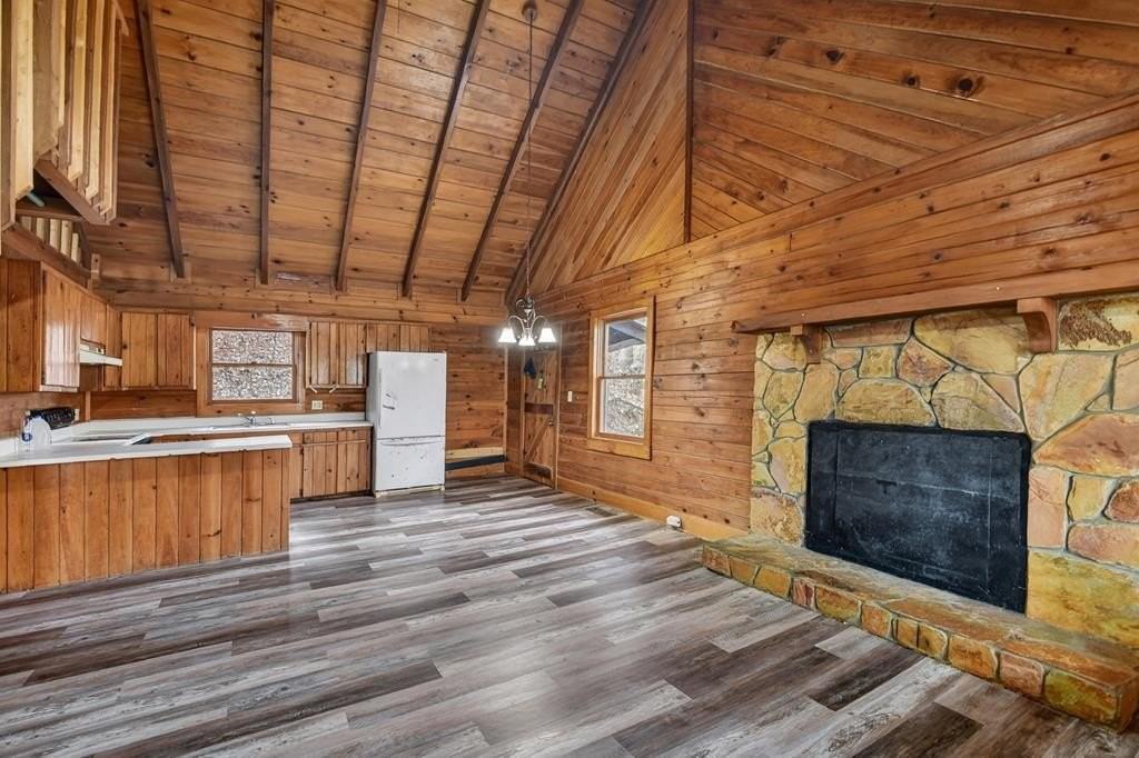 1266 Humphrey Mill Rd - Photo 3 of 15