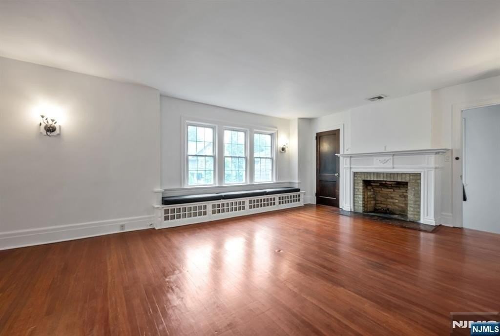 103 N Walnut St - Photo 5 of 20