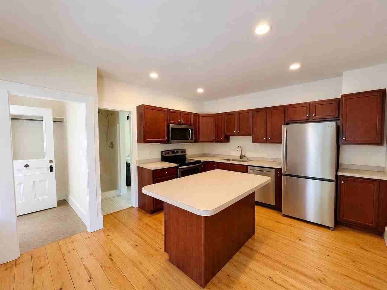 216B Front St - Photo 2 of 19