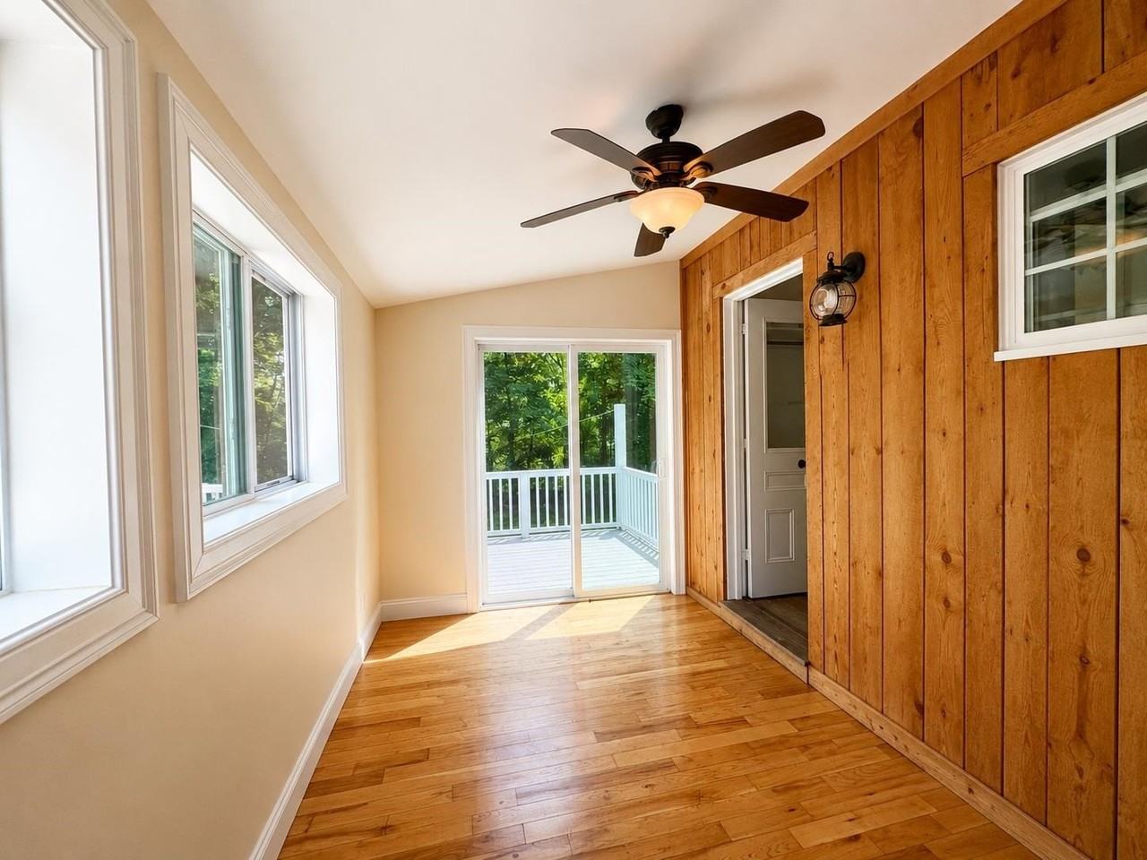 216B Front St - Photo 4 of 19
