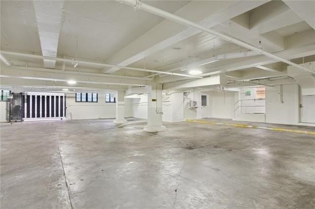 5355 Saint Charles Ave #203 - Photo 7 of 9