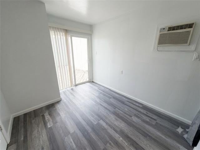 4300 S Claiborne Ave - Photo 5 of 7