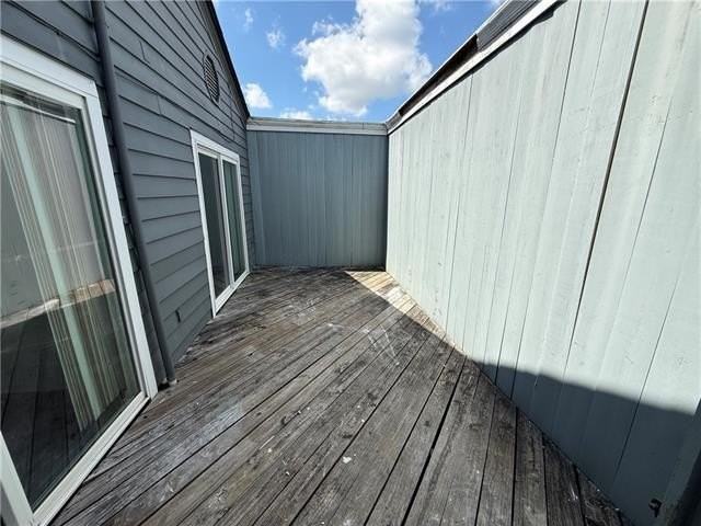4300 S Claiborne Ave - Photo 7 of 7