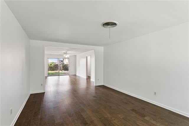 3624 45th St - Photo 4 of 15