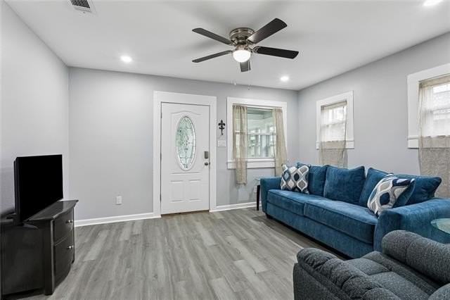 416 Deckbar Ave - Photo 4 of 16