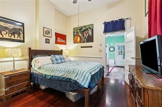 712 Harmony St - Photo 6 of 13