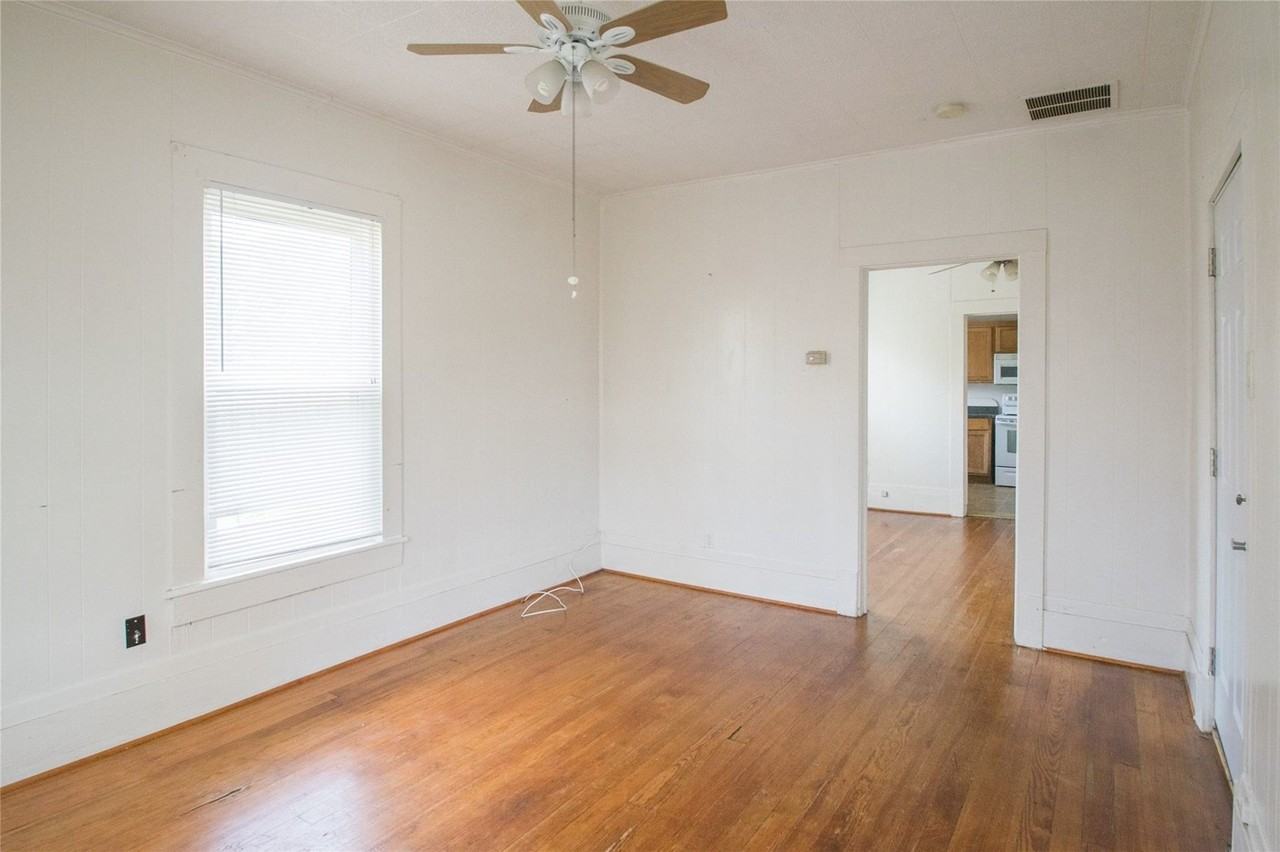 1017 Collier St - Photo 5 of 13