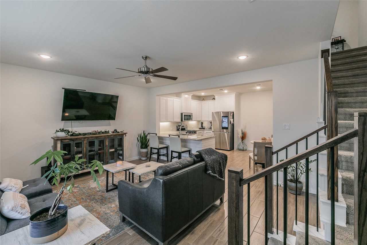 4503 Fossil Opal Ln - Photo 6 of 28