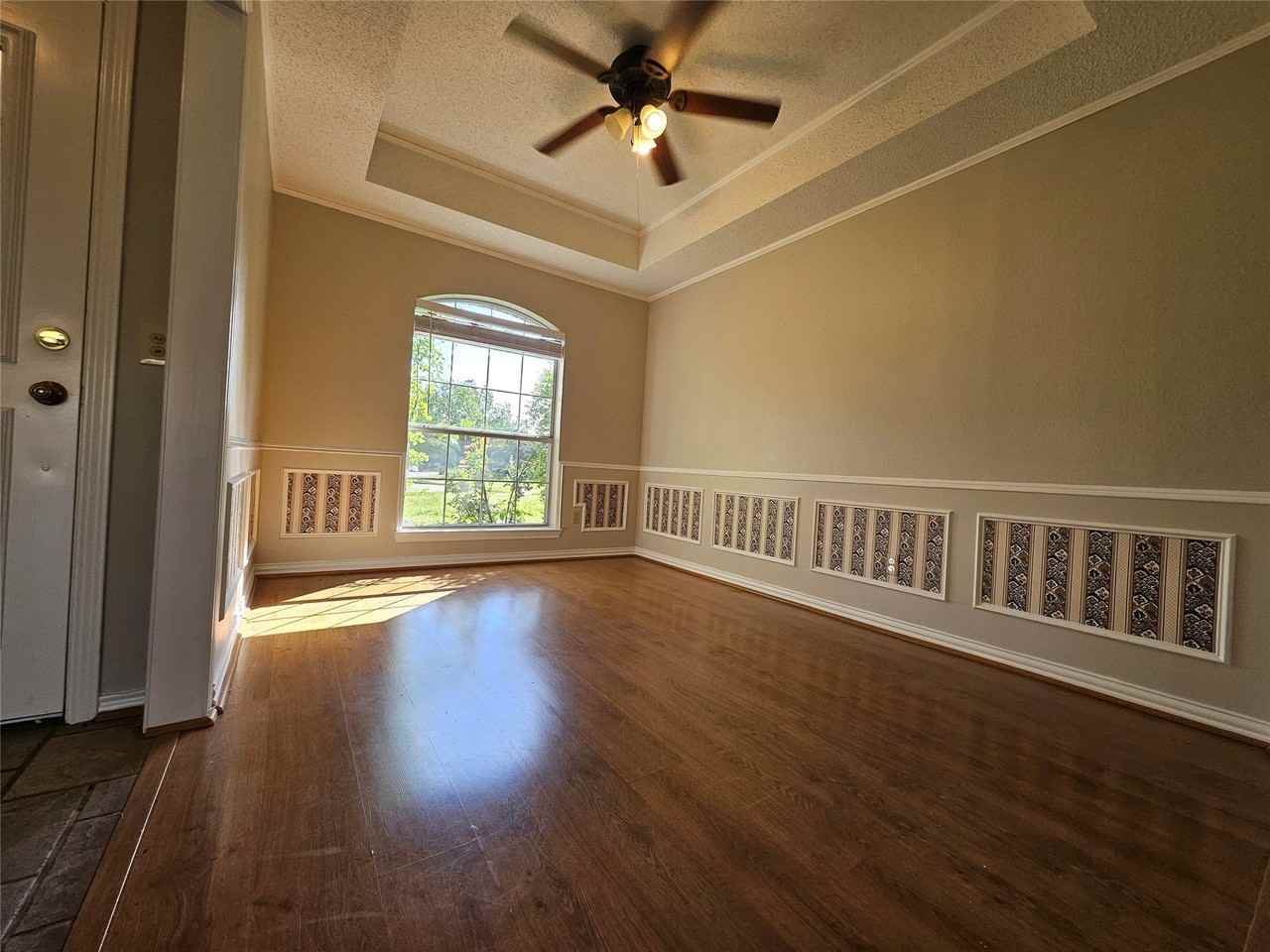 517 Vicki Ln - Photo 5 of 23