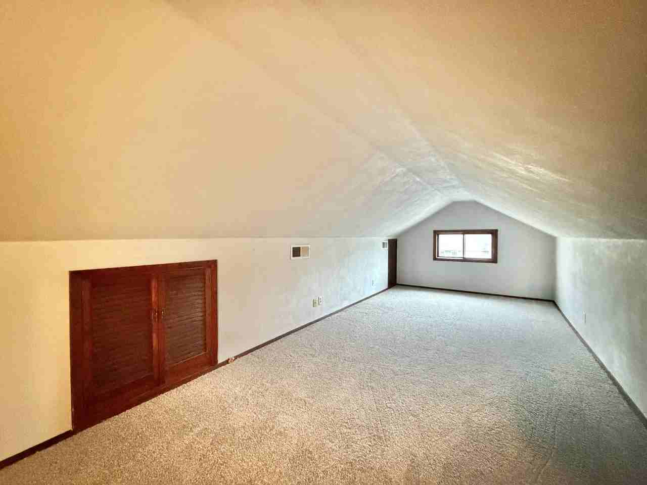 607 N Palm St #1 - Photo 7 of 18