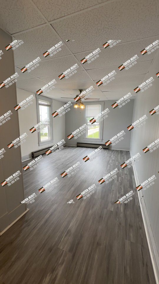 233 1/2 W Washington St #1 - Photo 3 of 9