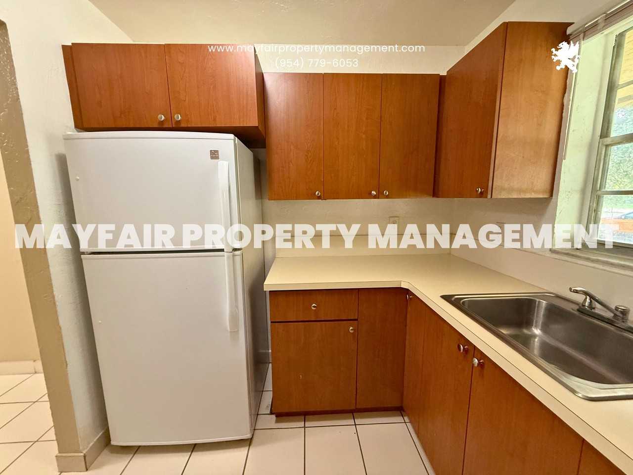 6043 Garfield St #6043 - Photo 4 of 17