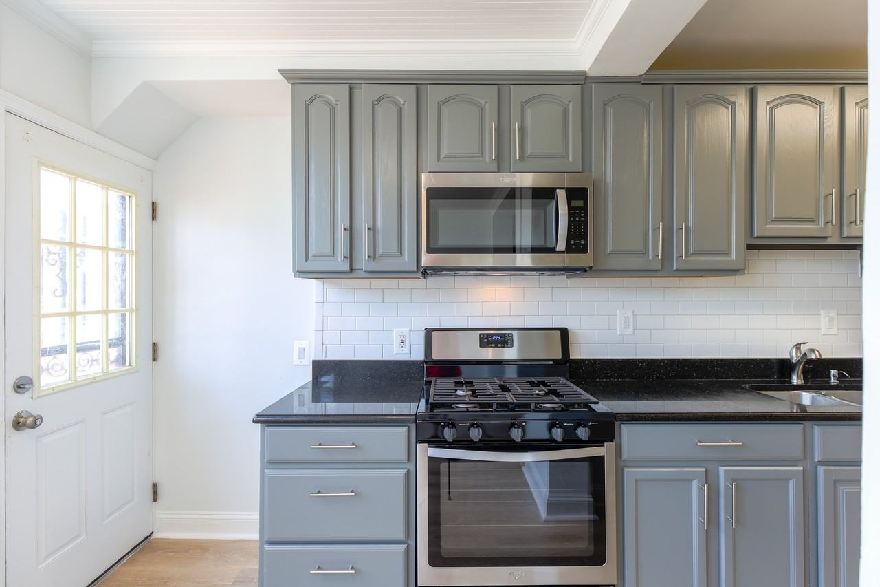 5121 7th St Nw #1 - Photo 7 of 21