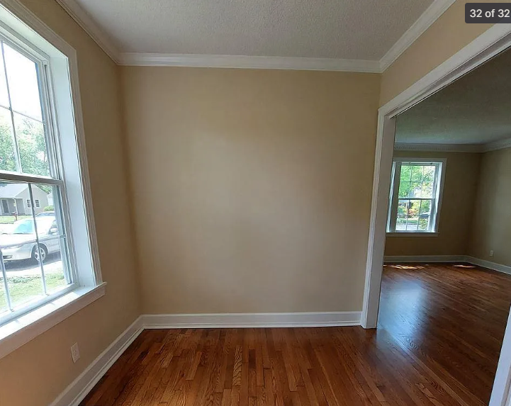 916 9th Ave Se #1 - Photo 5 of 7