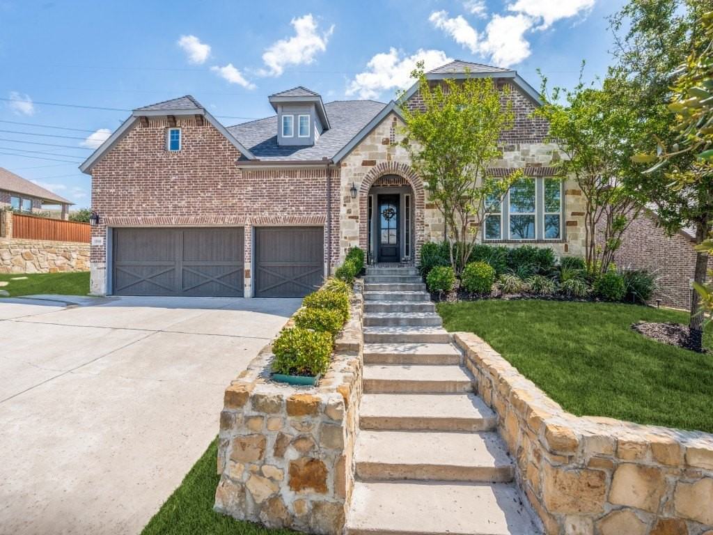 1044 Myers Park Trl - Photo 2 of 36