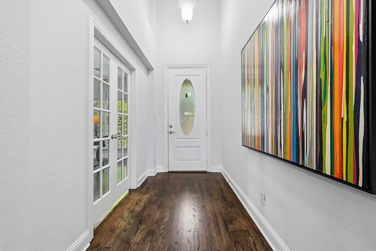 3421 Kirkfield Ct - Photo 3 of 39