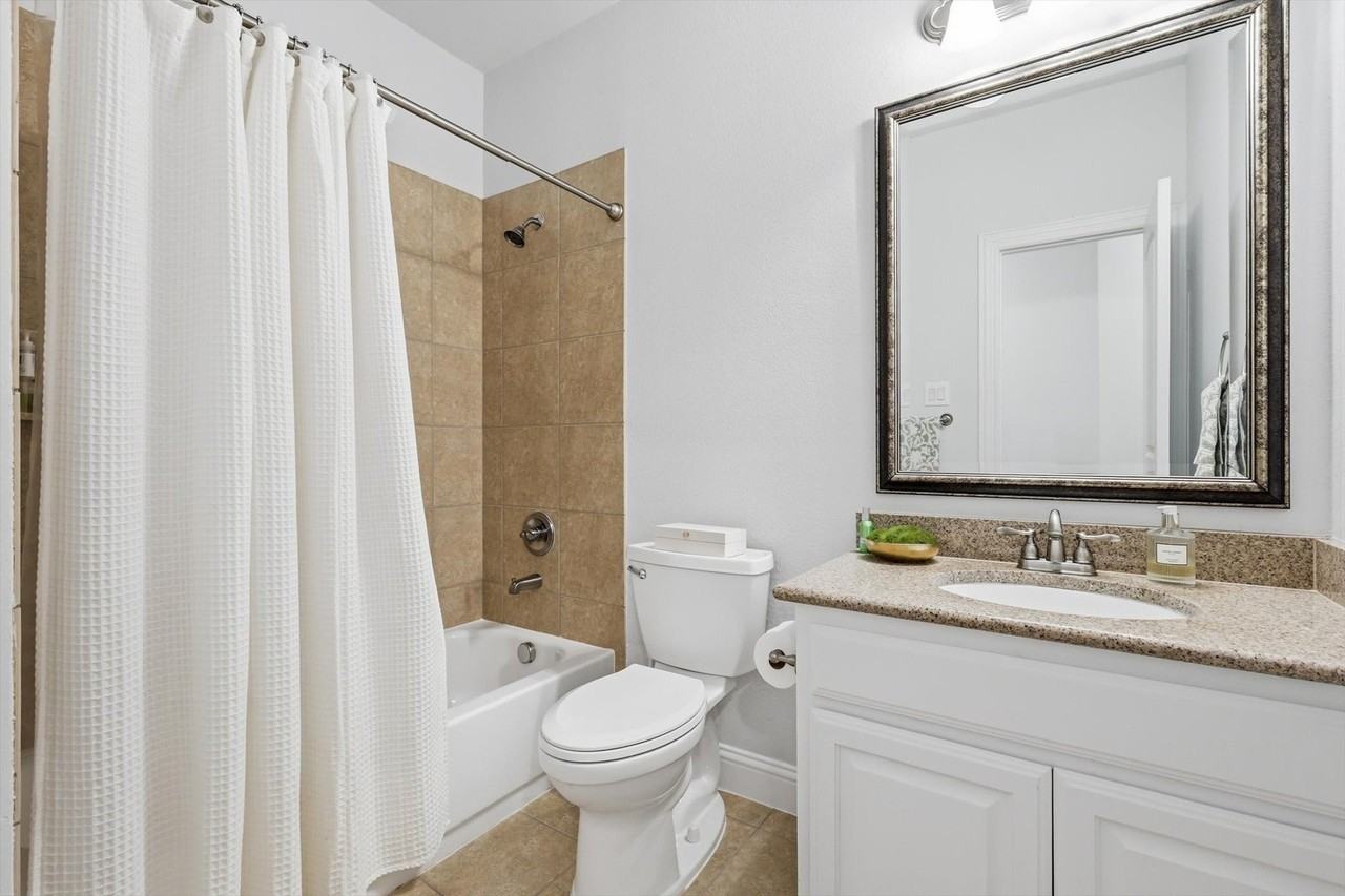 3421 Kirkfield Ct - Photo 7 of 39