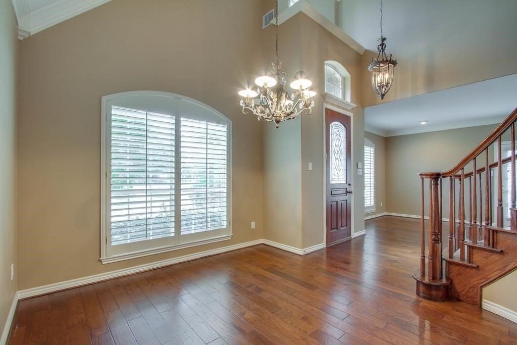 224 Heatherwood Dr - Photo 4 of 21