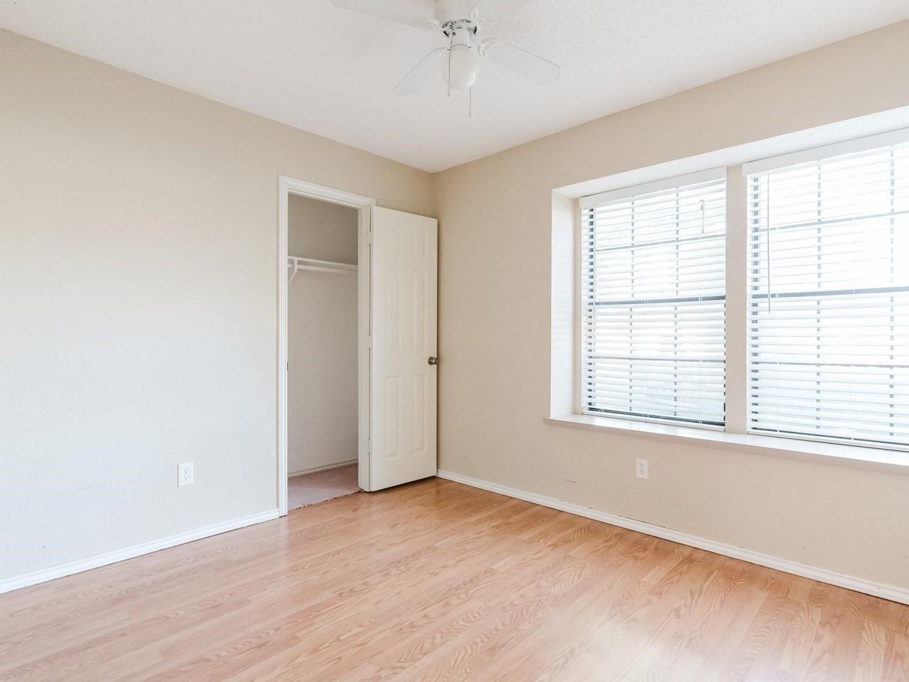 6825 Longleaf Ln - Photo 5 of 24