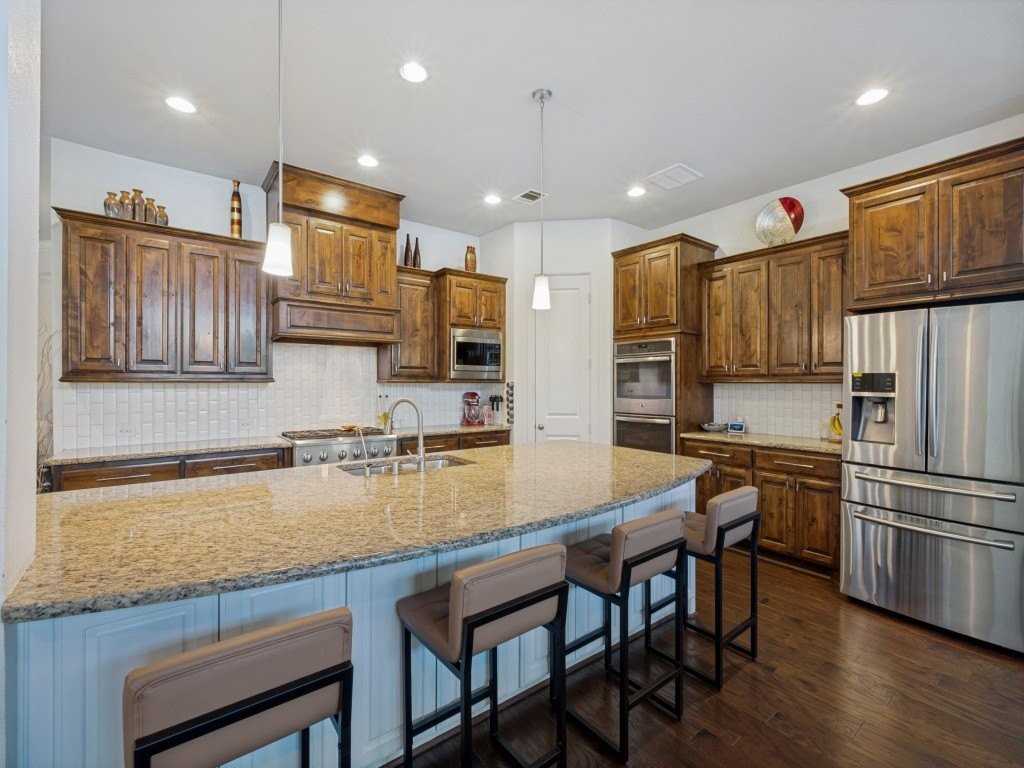 415 Dry Canyon Dr - Photo 6 of 22