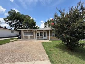 1109 E Inwood Dr - Photo 1 of 1