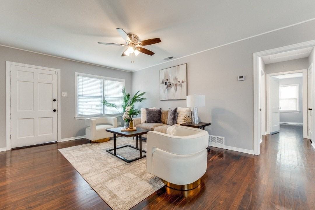 2736 Rolinda Dr - Photo 3 of 12