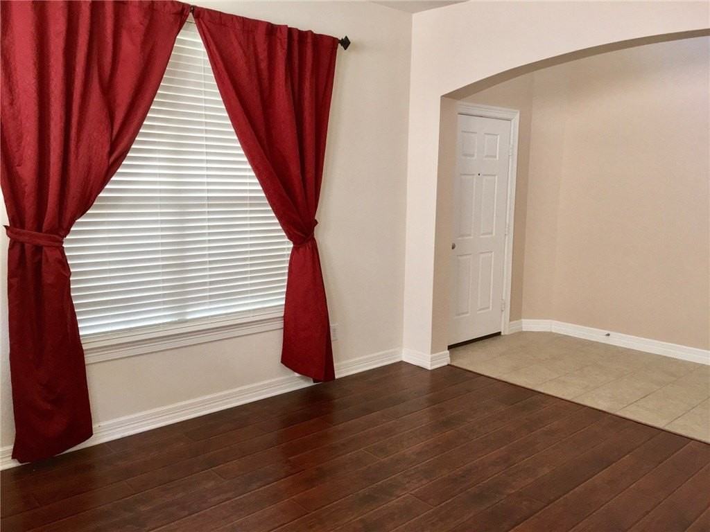 5720 Pebble Ridge Dr - Photo 4 of 24