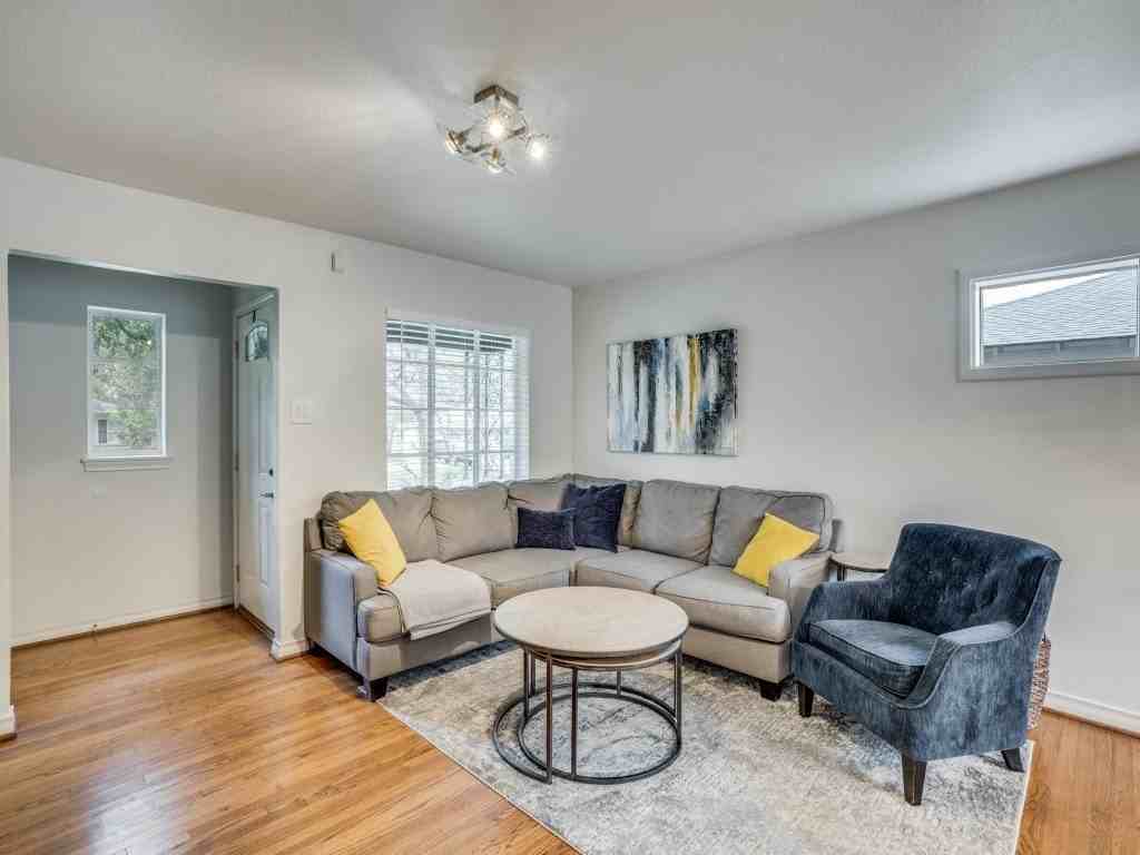 3763 Matador Dr - Photo 5 of 12
