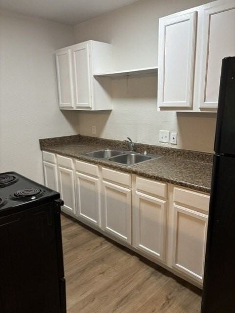 115 W Rogers St - Photo 2 of 6