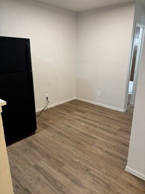 115 W Rogers St - Photo 3 of 6