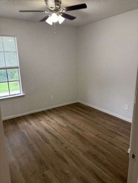 115 W Rogers St - Photo 4 of 6