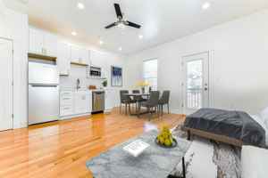 featured image of 31 Green St #7