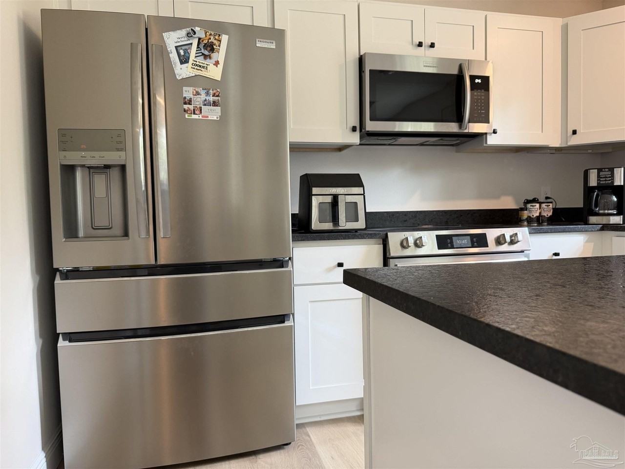 11579 Bliss Way - Photo 3 of 31