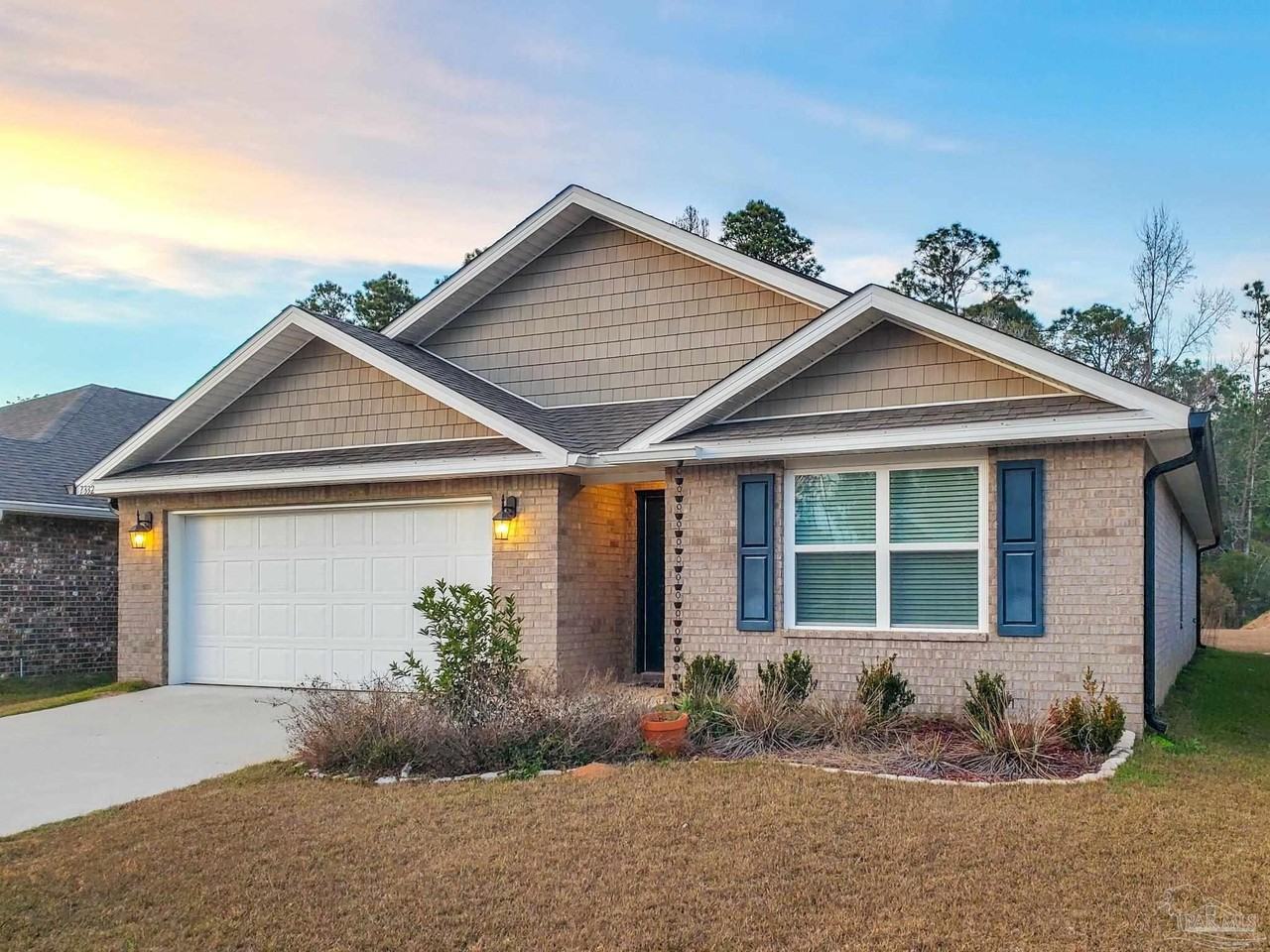 7332 Lakeside Oak Ct