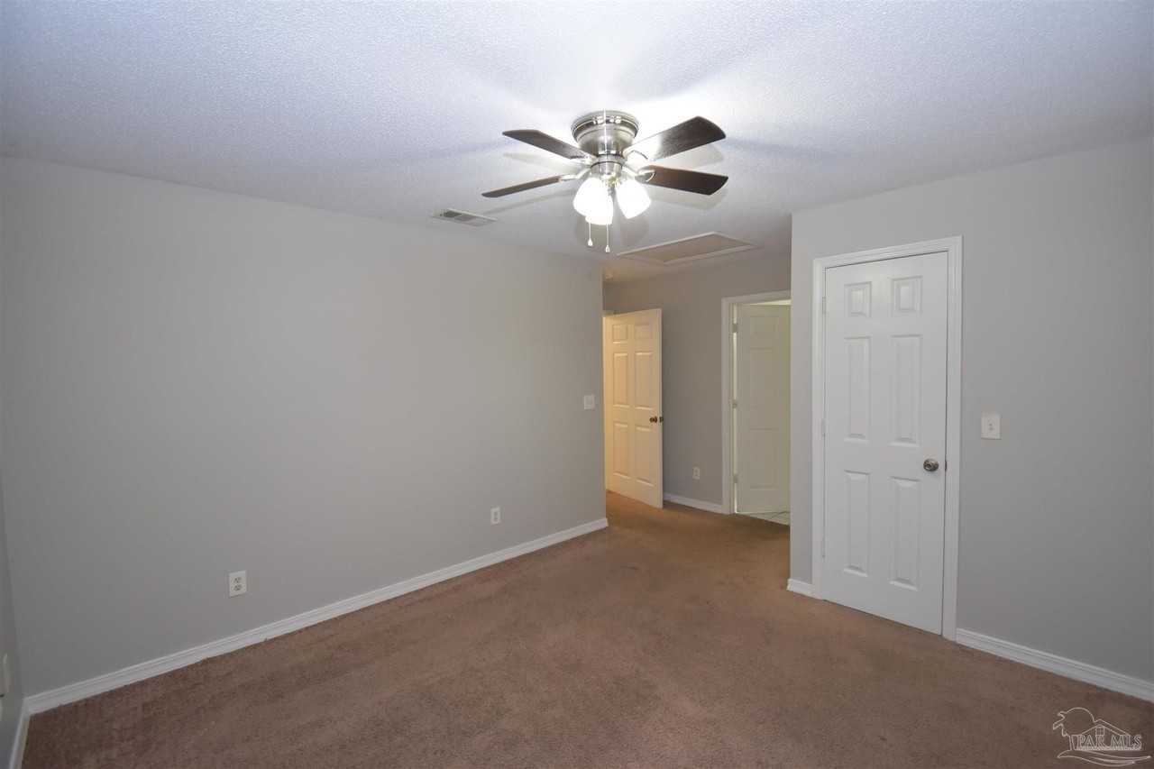 7135 Pearson Rd #4 - Photo 7 of 14