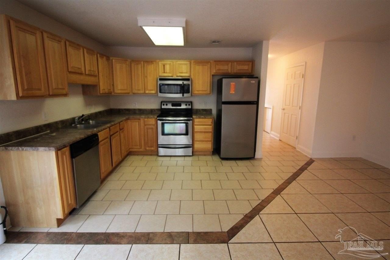 6250 Hamilton Bridge Rd #A - Photo 2 of 12