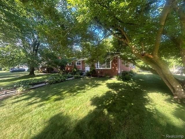 760 S Evergreen St - Photo 2 of 31