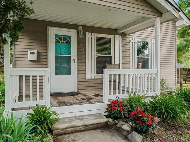 2330 Wiltshire Rd - Photo 2 of 21